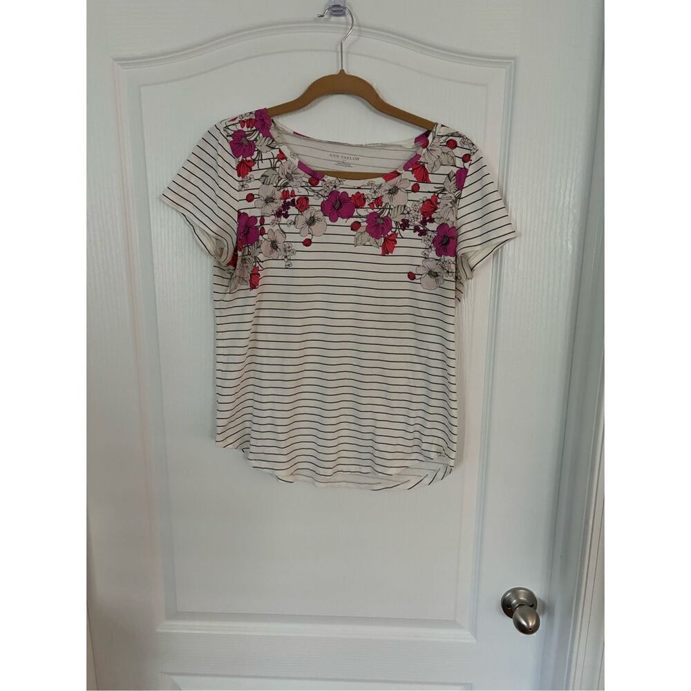Ann Taylor Floral Cream colored Tee